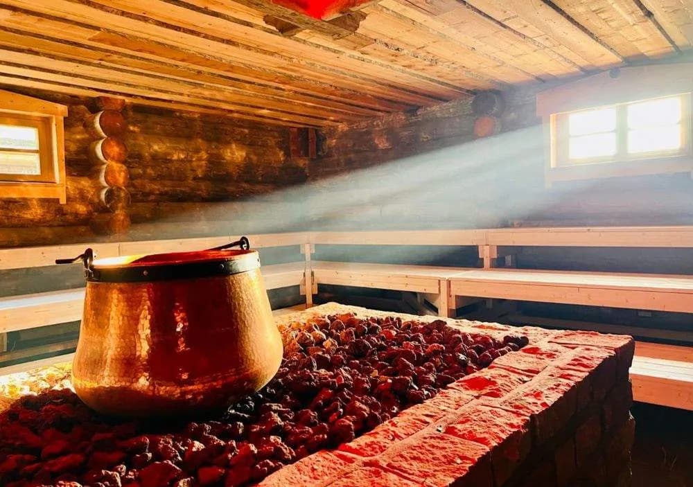 Siberian banja sauna at Satama Sauna Resort
