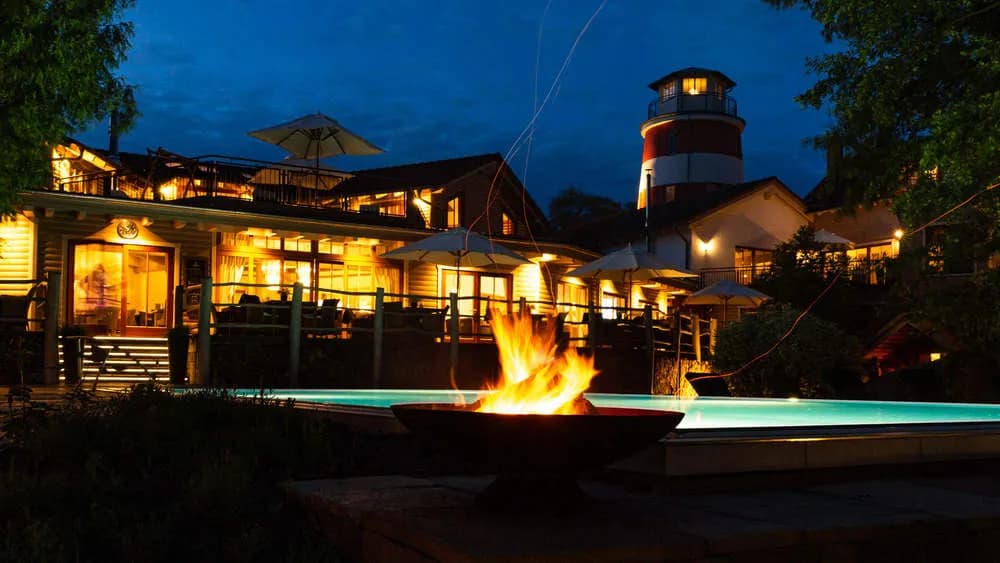 Satama Sauna Resort and Spa park on Lake Scharmützelsee