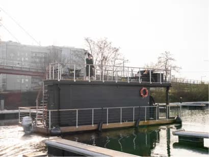 SAUNA Boat Vienna docked at Marina Wien