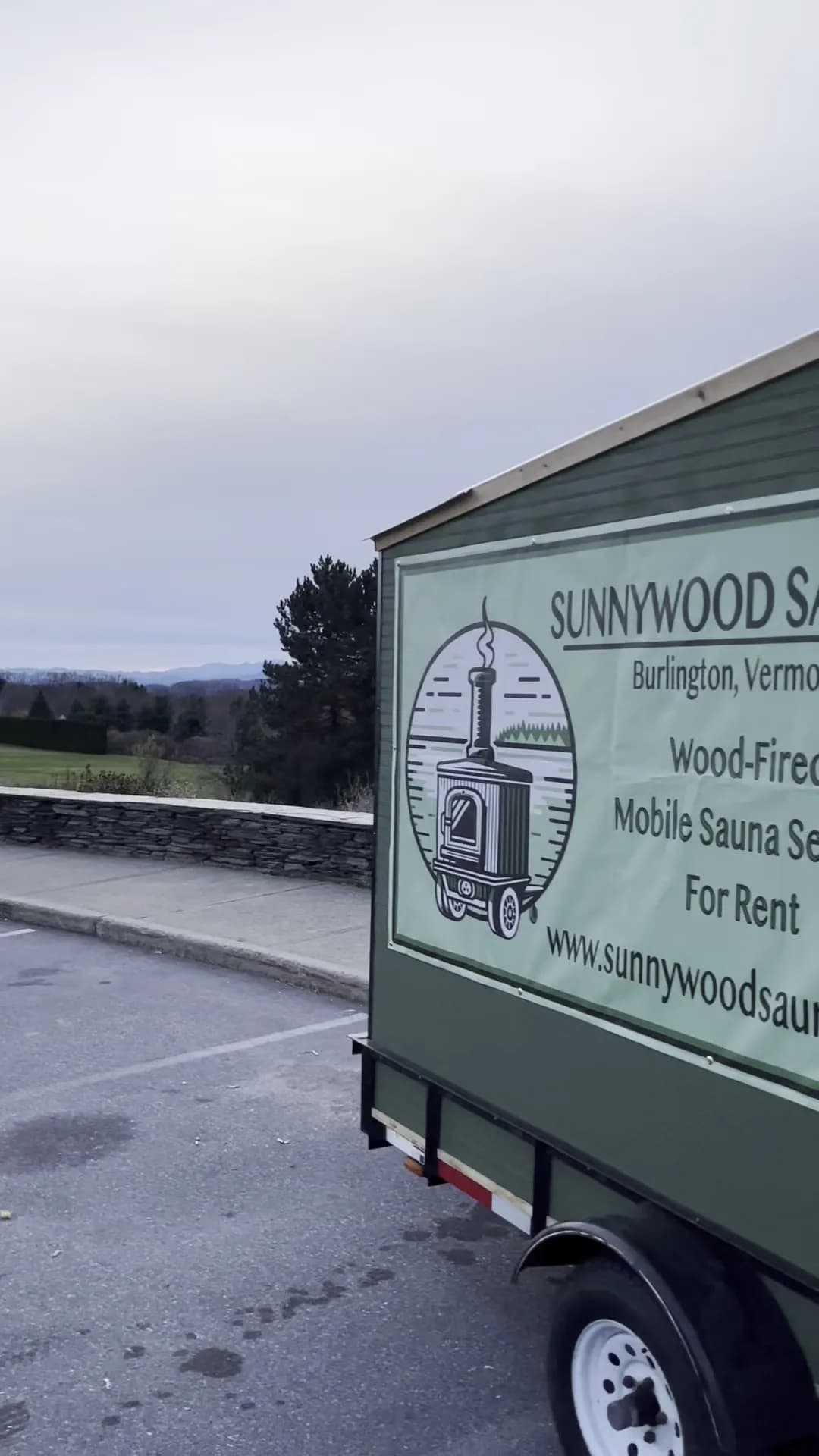 Sunnywood Saunas mobile sauna trailer with Green Mountain views