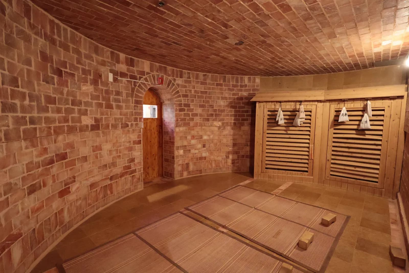 The SPA Club Himalayan salt room